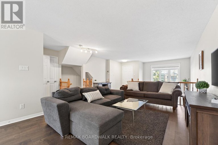 29382324/165-70-edenvale-drive/beaverbrook/ottawa/ontario/K2K3N6_5