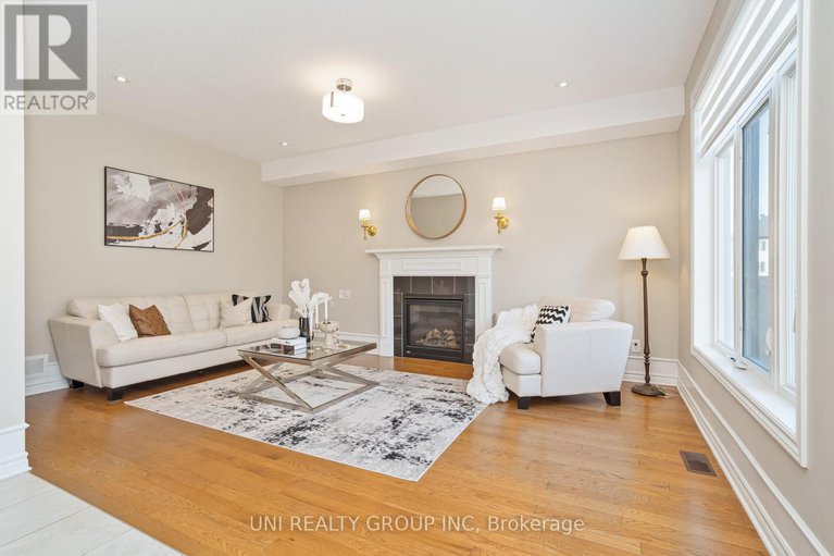 28643706/172-cambie-road/riverside-southgloucester-glen/ottawa/ontario/K1X0A7_17