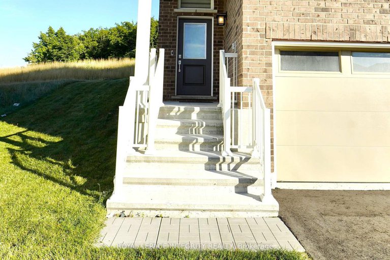 28884923/432-appalachian-circle/half-moon-bay/ottawa/ontario/K2J6X4_10