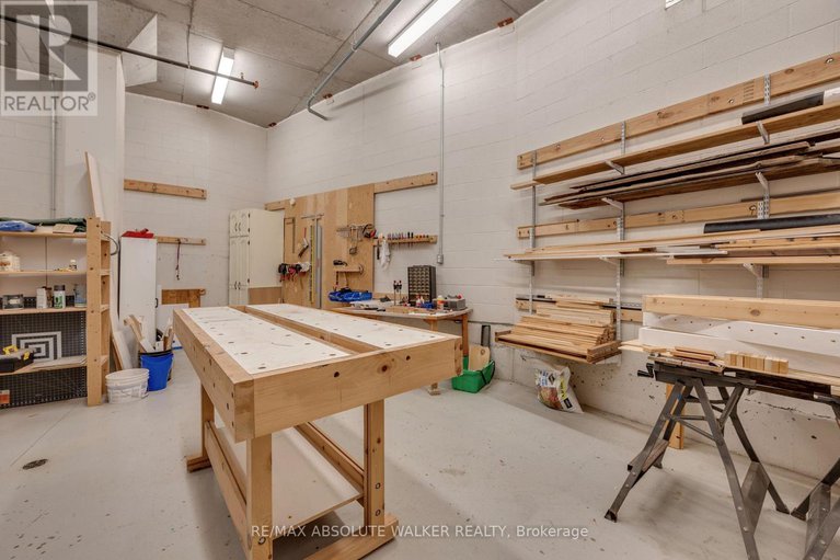 29127947/1006-7-marquette-avenue/vanier/ottawa/ontario/K1L8A7_36