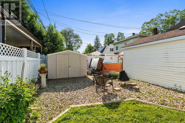 28466131/2024-corry-street/elmvale-acres/ottawa/ontario/K1G2M5_34