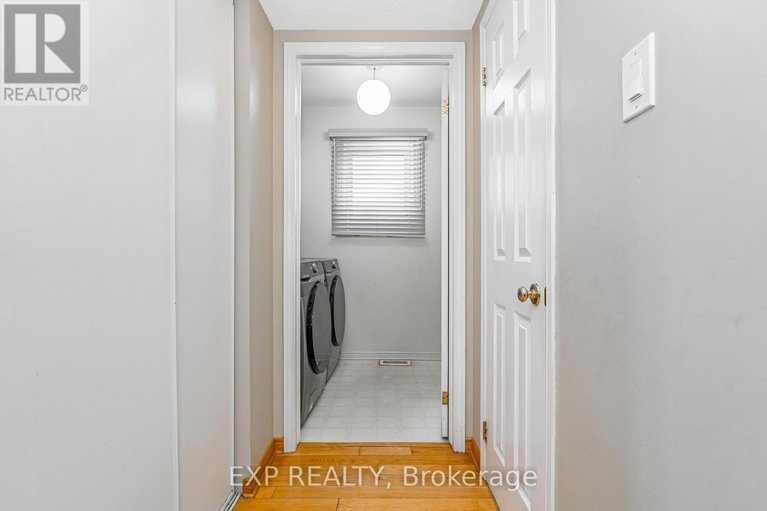 28746795/2103-gardenway-drive/fallingbrookgardenway-south/ottawa/ontario/K4A3K2_6