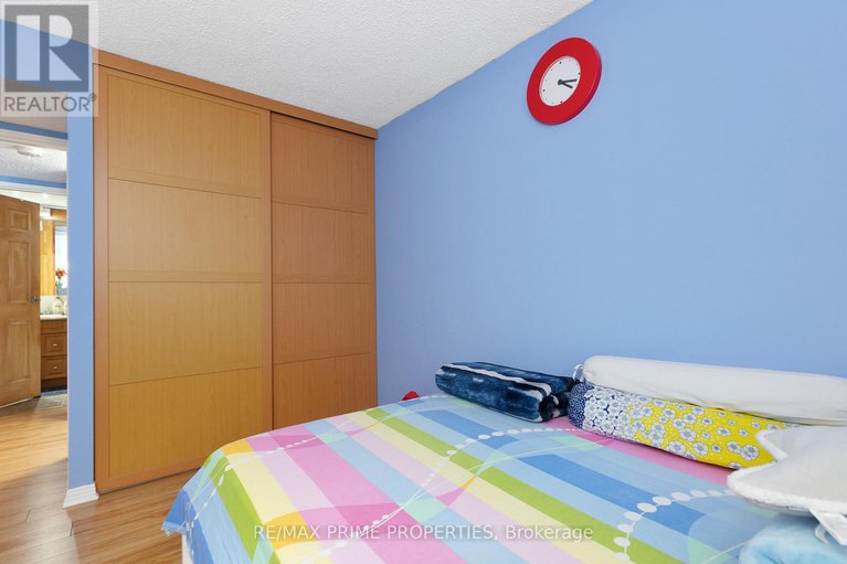 29374834/901-200-lafontaine-avenue/vanier/ottawa/ontario/K1L8K8_23