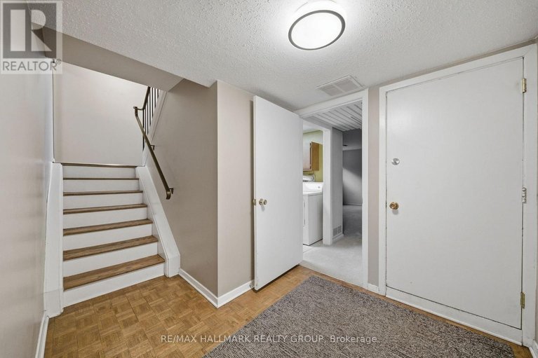 29612931/69-woodmount-crescent/borden-farmstewart-farmcarleton-heightsparkwood-hills/ottawa/ontario/K2E5P9_22