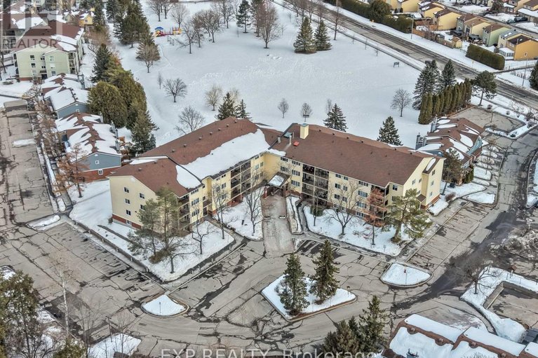 29446608/104-6470-bilberry-drive/orleans-wood/ottawa/ontario/K1C4P1_65