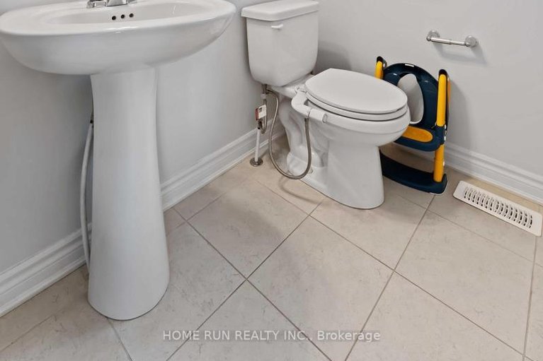 29481874/2084-leinster-circle/stittsville-north/ottawa/ontario/K2S2Z5_16