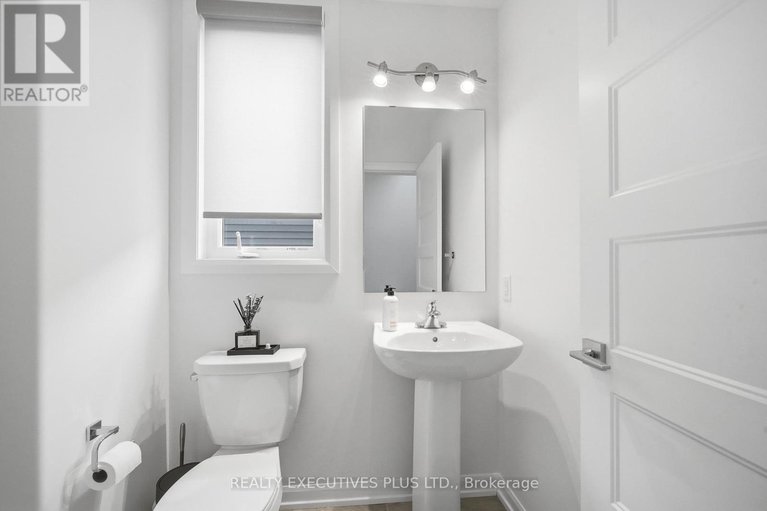 29673656/429-sterling-avenue/clarencerockland-twp/clarence-rockland/ontario/K4K0M5_14