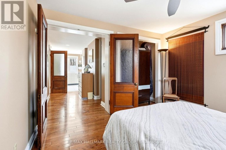 29571963/53-scrivens-street/britannia/ottawa/ontario/K2B8M6_9