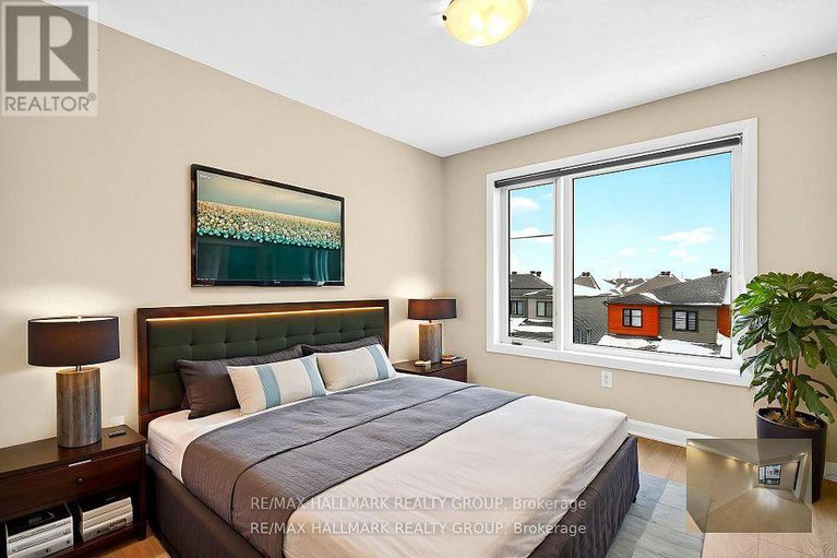 29206622/348-raheen-court-ottawa-circuit/half-moon-bay/ottawa/ontario/K2J7C2_17