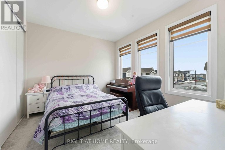 29484591/643-terrier-circle/goulbourn-twp-from-franktown-rdsouth-to-rideau/ottawa/ontario/K0A2Z0_34