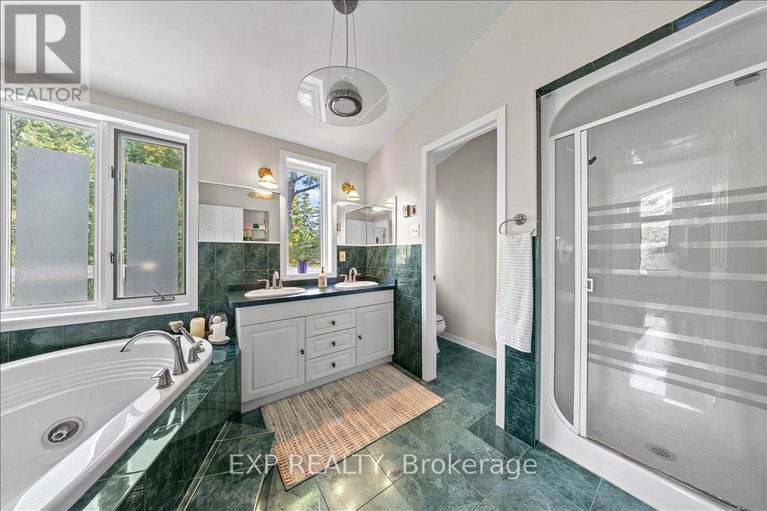 28972716/182-spruce-ridge-road/huntley-ward-south-west/ottawa/ontario/K0A1L0_37