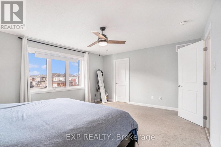 28953712/796-cappamore-drive/half-moon-bay/ottawa/ontario/K2J6V6_25