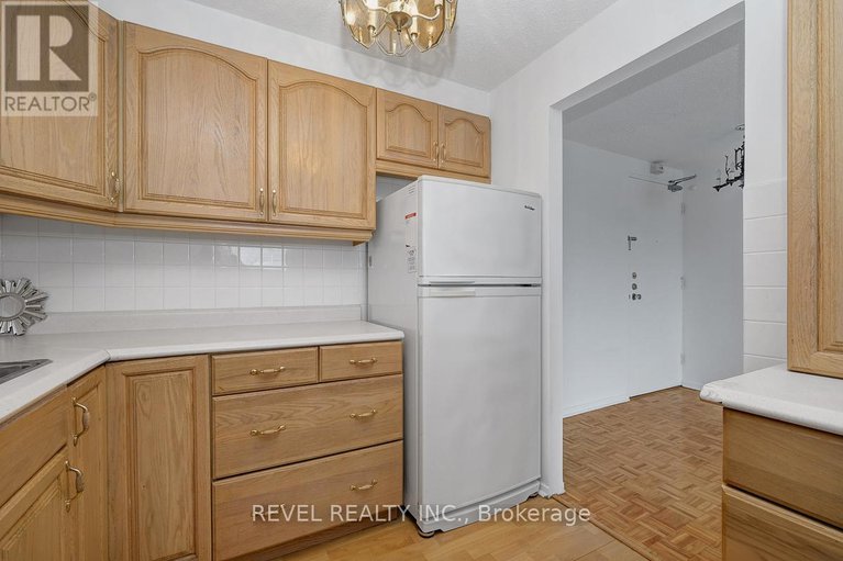 29255063/303-3100-carling-avenue/bayshore/ottawa/ontario/K2B6J6_17