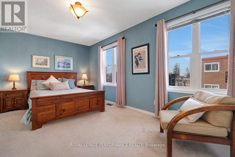 29378688/175-arcola-private/overbrookcastle-heights/ottawa/ontario/K1K4W9_24