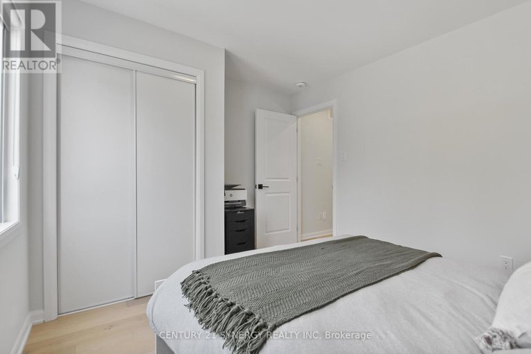 28715652/2104-caltra-crescent/half-moon-bay/ottawa/ontario/K2J6V4_35