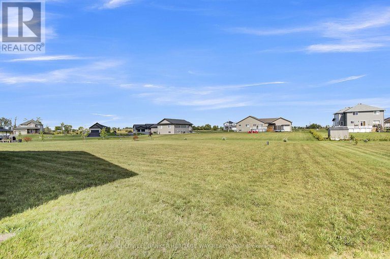 29034500/218-owen-lucas-street/mcnabbraeside-twps/mcnabbraeside/ontario/K7S3G8_41