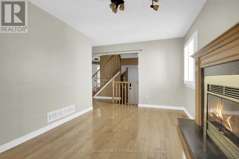 28836985/59-rowe-drive/katimavik/ottawa/ontario/K2L3Y9_13