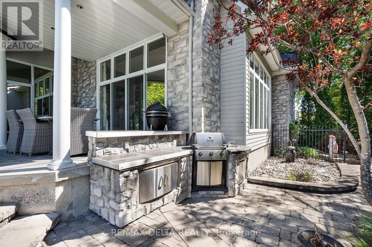 28387496/2584-woods-street/town-of-rockland/clarence-rockland/ontario/K4K1J2_36