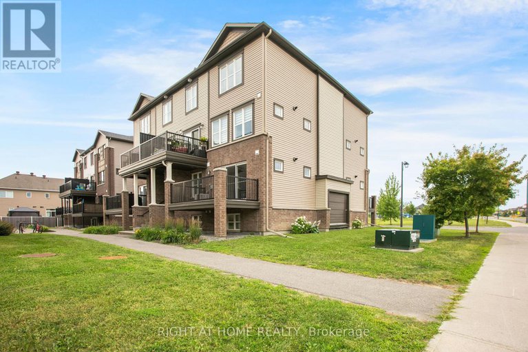 28653407/a-308-des-tilleuls-private/avalon-west/ottawa/ontario/K4A1B7_1