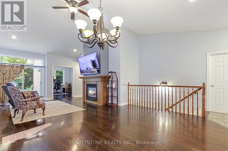 28552105/422-statewood-drive/morgans-grantsouth-march/ottawa/ontario/K2K0B7_12
