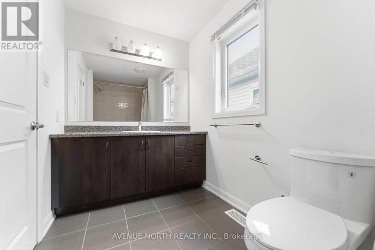 29517312/2082-caltra-crescent/half-moon-bay/ottawa/ontario/K2J6V4_22