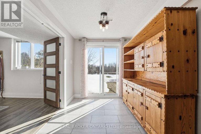 29680902/1391-sutherland-drive/manotick-south-to-roger-stevens/ottawa/ontario/K4M1B3_39