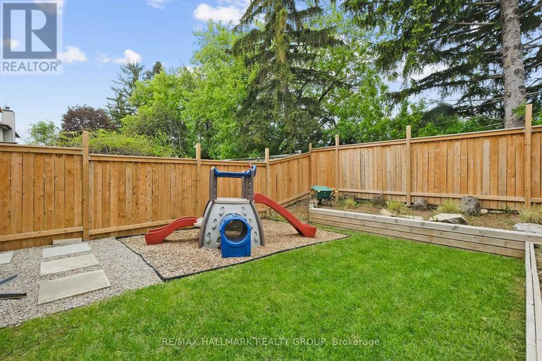 28342814/35-willow-glen-drive/bridlewood/ottawa/ontario/K2M1K8_30