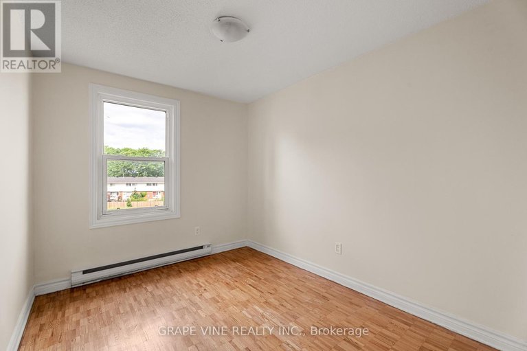 28621657/72-1250-mcwatters-road/queensway-terrace-southridgeview/ottawa/ontario/K2C3P5_15