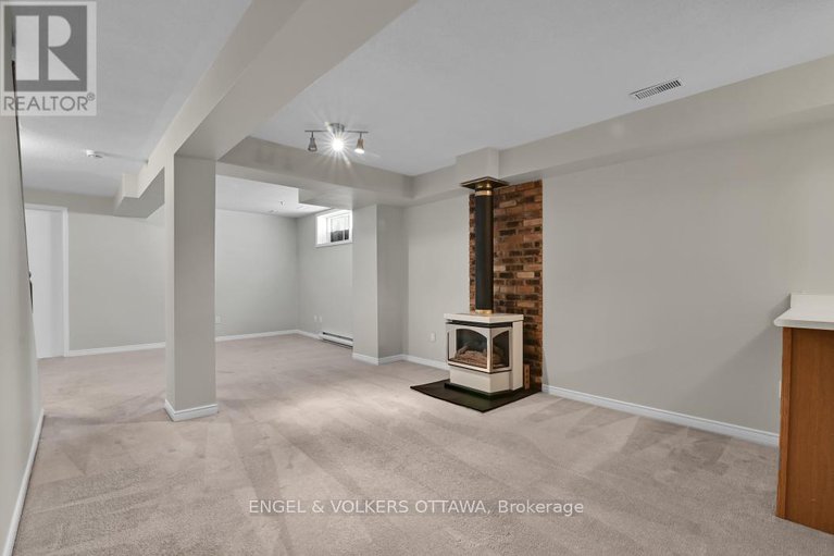 29360554/123-longshire-circle/longfields/ottawa/ontario/K2J4L1_28