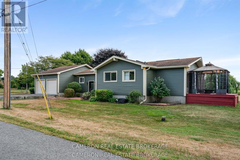 29154277/15474-manning-road/south-stormont-osnabruck-twp/south-stormont/ontario/K0C1M0_3