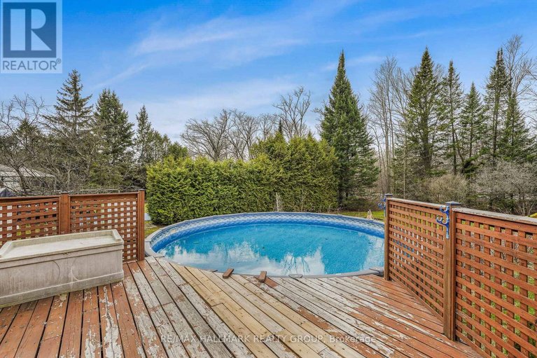 29643565/1-clarence-court/clarencerockland-twp/clarence-rockland/ontario/K4K1K7_29