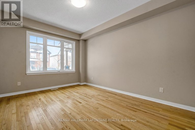 29501569/381-sweetflag-street/longfields/ottawa/ontario/K2J5Y7_4