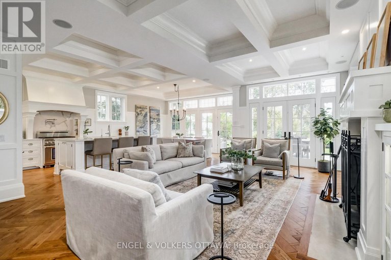 28062589/5651-herwig-place/manotick-south-to-roger-stevens/ottawa/ontario/K4M1B3_6