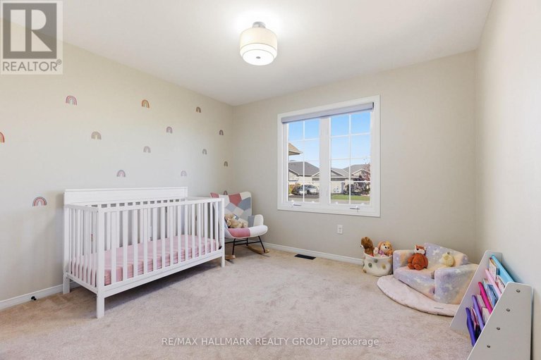 29042436/54-christie-lane/winchester/north-dundas/ontario/K0C2K0_21