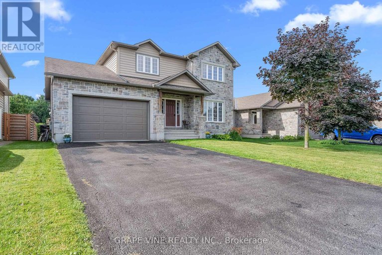 28590066/84-settlement-lane/village-of-russell/russell/ontario/K4R0A4_3