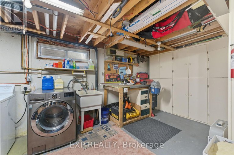 28982372/73-1900-marquis-avenue/beaconwood/ottawa/ontario/K1J8J2_36