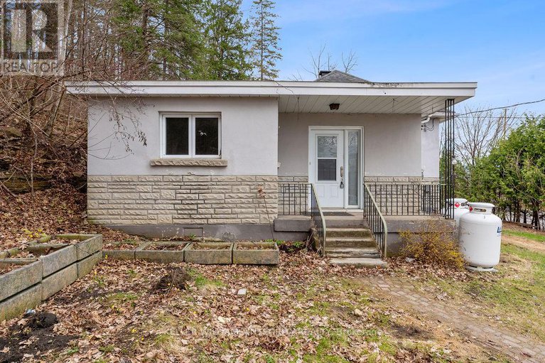 28244389/3722-st-joseph-boulevard/fallingbrookridgemount/ottawa/ontario/K4A0Z5_4