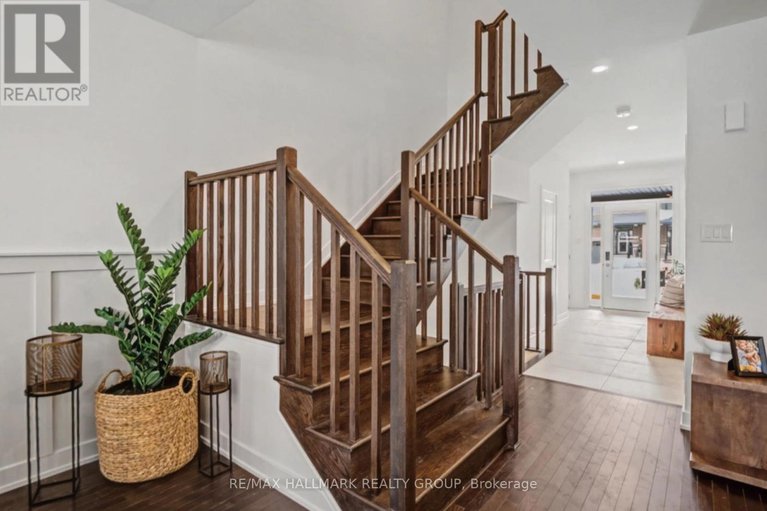 29431770/1126-spoor-street/rural-kanata-central/ottawa/ontario/K2W0N4_10