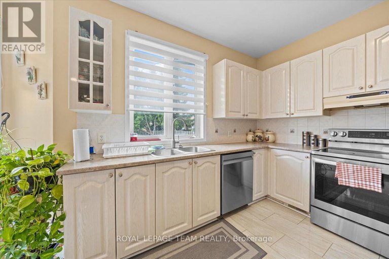 28500865/12-sunvale-way/barrhaven-east/ottawa/ontario/K2G6Y2_21