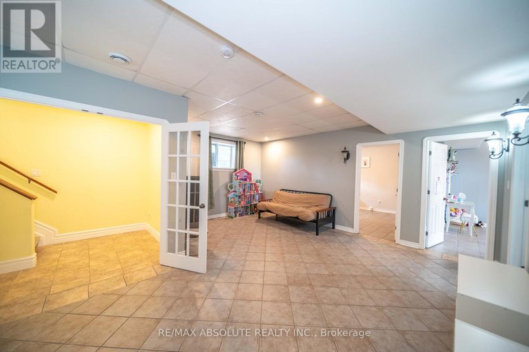28781773/735-st-thomas-road/russell-twp/russell/ontario/K0A1W0_26