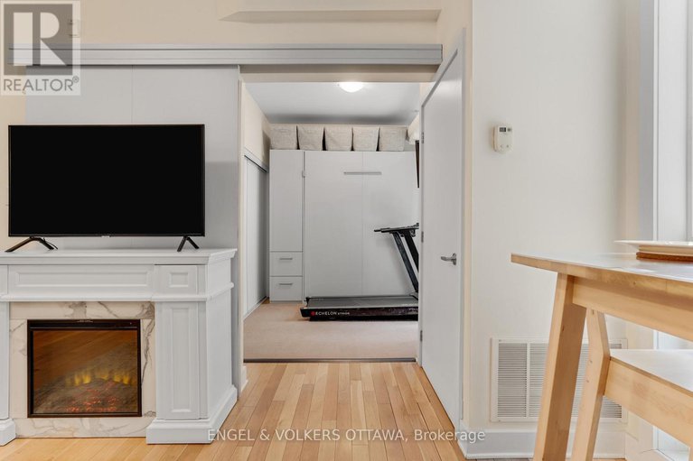 29426650/104-360-cumberland-street/lower-townbyward-market/ottawa/ontario/K1N0B1_29