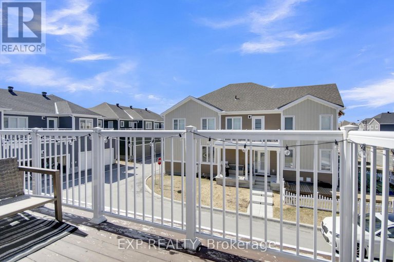 28403302/814-bascule-place/btwn-franktown-rd-fallowfield-rd/ottawa/ontario/K0A2Z0_12