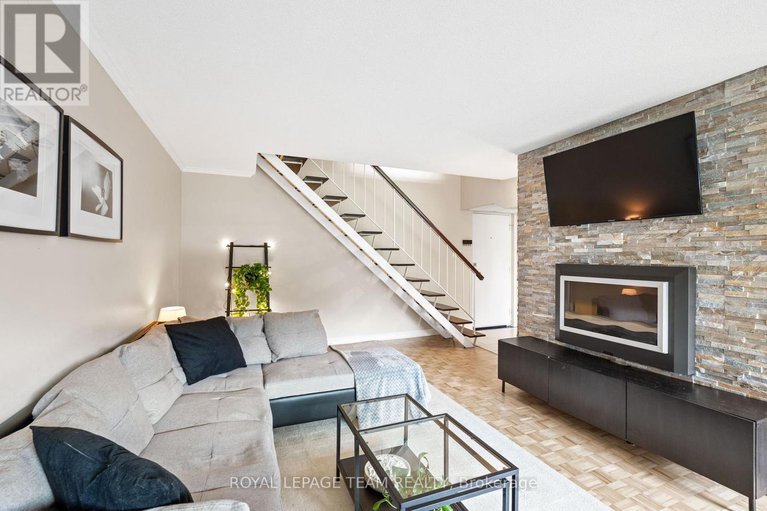 28613036/109-12-corkstown-road/lakeview-park/ottawa/ontario/K2H5B3_9