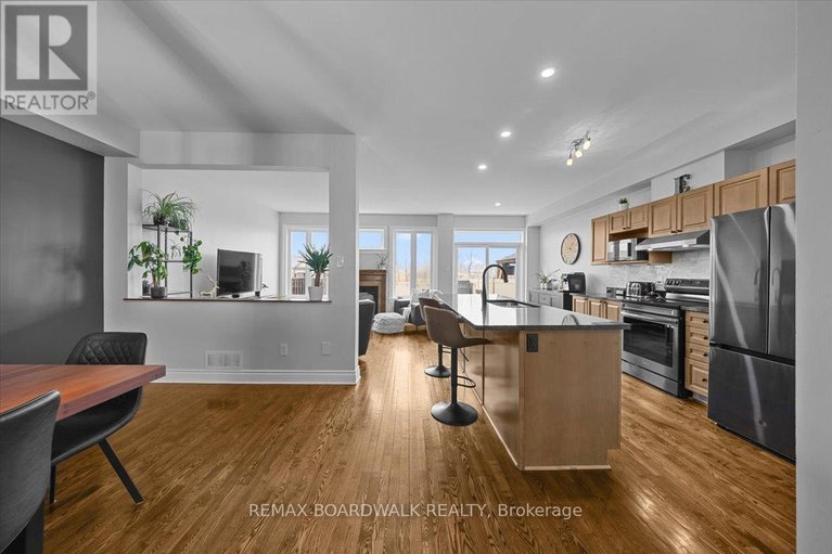 29616180/6830-breanna-cardill-street/greely/ottawa/ontario/K4P0C1_11