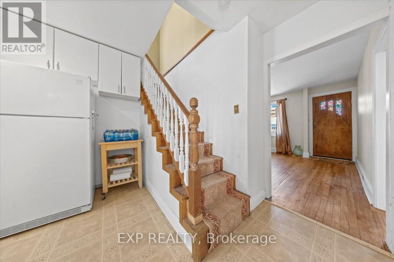 28154545/146-laval-street/vanier/ottawa/ontario/K1L7Z4_6