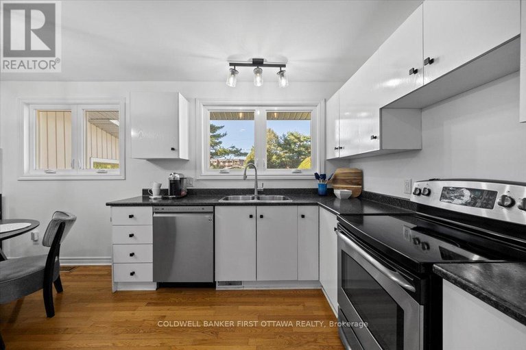 29487497/13-edgebrook-road/lynwood-village/ottawa/ontario/K2H6C2_5