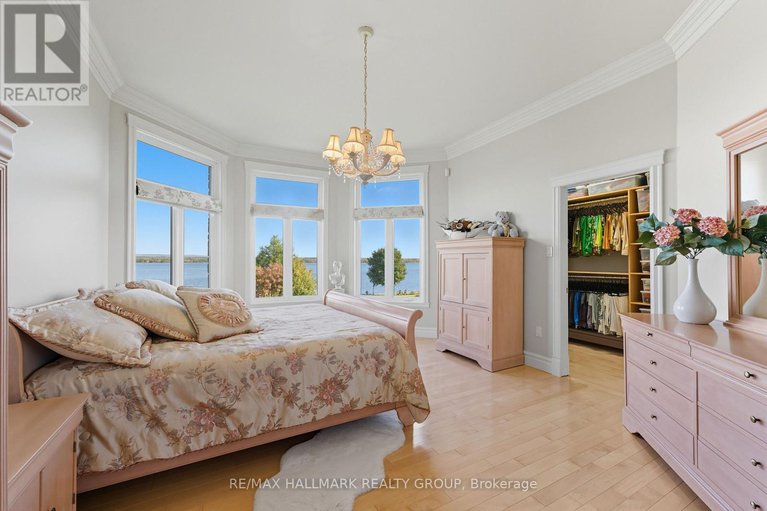 28953409/3285-front-road-s/east-hawkesbury-twp/east-hawkesbury/ontario/K6A2R2_38