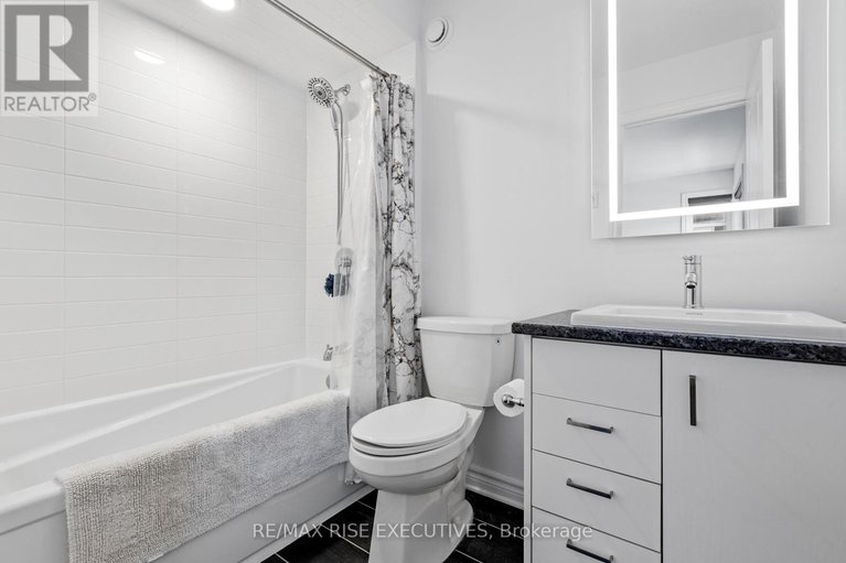 28284829/165-finsbury-avenue/stittsville-south/ottawa/ontario/K2S2P5_33