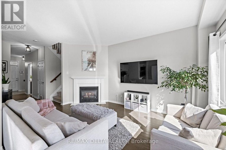 29662213/221-mercury-street/clarencerockland-twp/clarence-rockland/ontario/K4K0E8_17