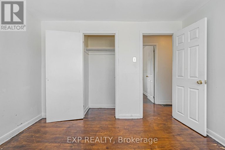 29171818/646-borthwick-avenue/castle-heightsrideau-high/ottawa/ontario/K1K2L9_18